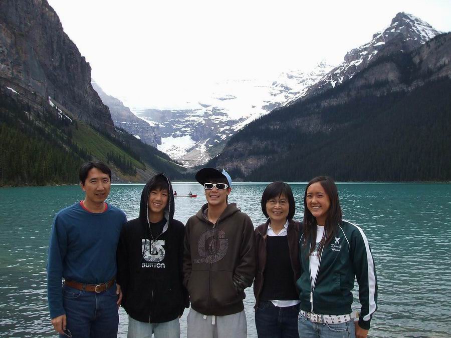 huang's vacation Banff 2007